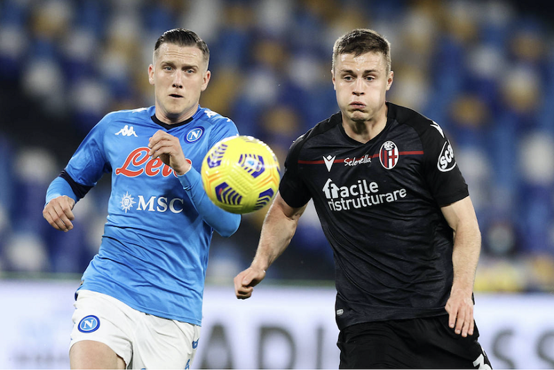 soi-keo-napoli-vs-milan-2h00-ngay-19-4-2023-1