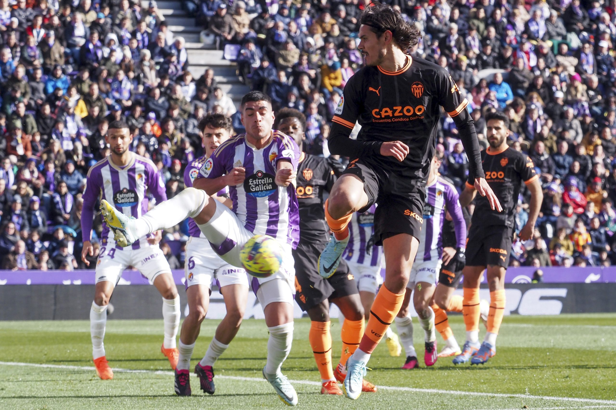 soi-keo-valencia-vs-valladolid-0h30-ngay-28-4-2023-2