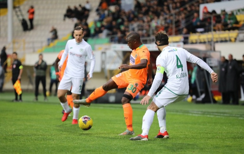 soi-keo-alanyaspor-vs-konyaspor-0h-ngay-17-5-2023-1