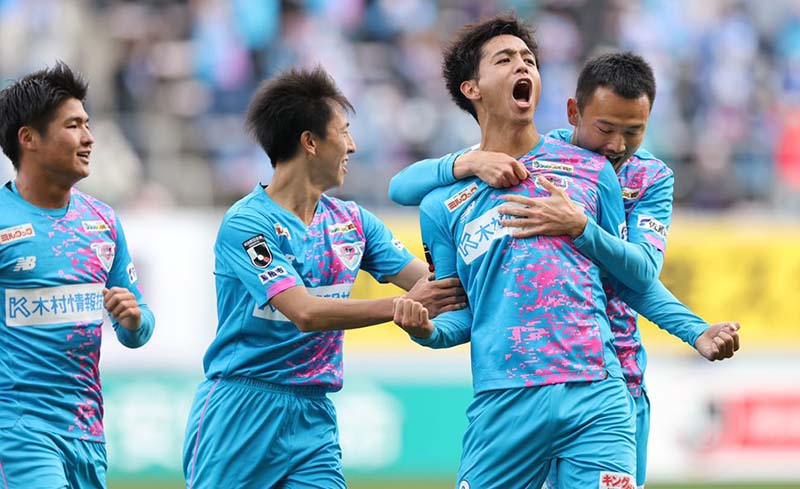 soi-keo-sagan-tosu-vs-consadole-sapporo