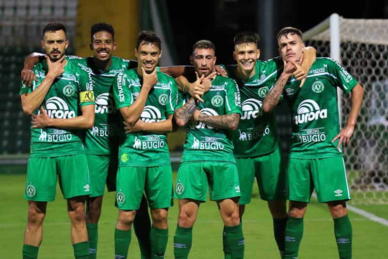 nhan-dinh-chapecoense-vs-guarani