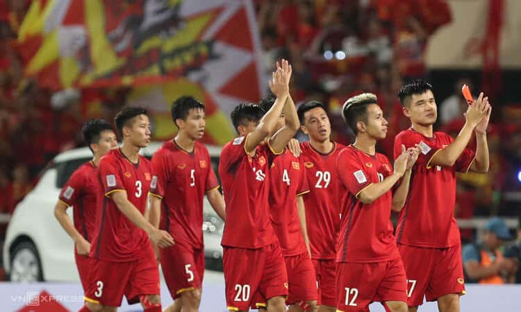 hot-vi-covid-19-cac-tran-dau-vong-loai-world-cup-cua-dt-viet-nam-co-bi-hoan