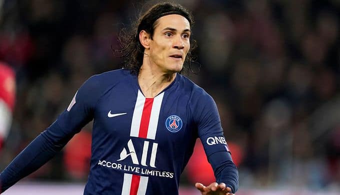 Cavani trong màu áo PSG.