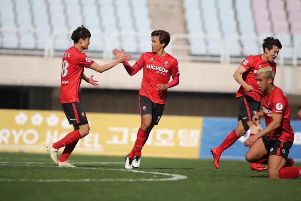 soi-keo-asan-vs-bucheon-fc-1995-11h30-ngay-10-5-2020-2