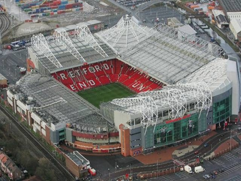 Old-Trafford-mot-trong-nhung-san-van-dong-dep-nhat-hien-nay