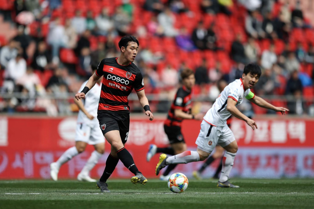 soi-keo-pohang-vs-gwangju-fc-17h-ngay-8-8-2020