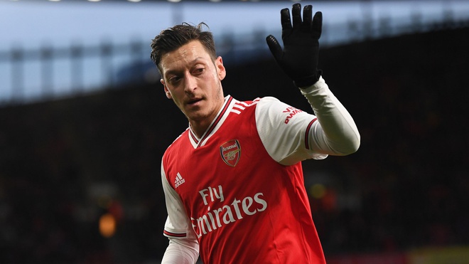 ozil-loi-choi