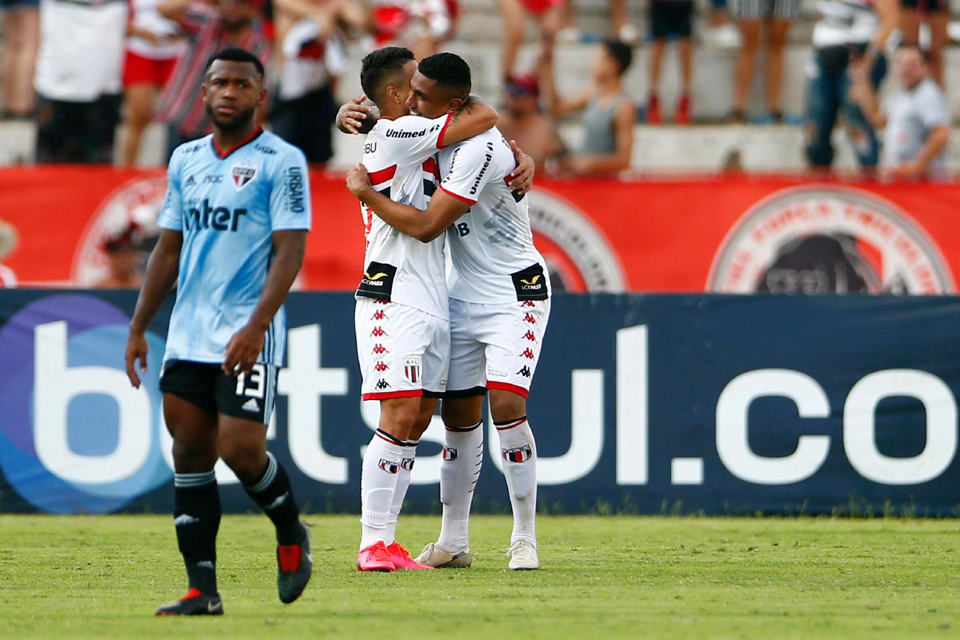 soi-keo-chapecoense-sc-vs-botafogo-sp-3h-ngay-7-10-2020-2