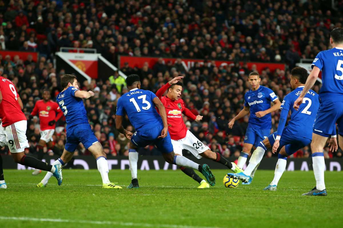 soi-keo-everton-vs-manchester-utd-19h30-ngay-7-11-2020-2