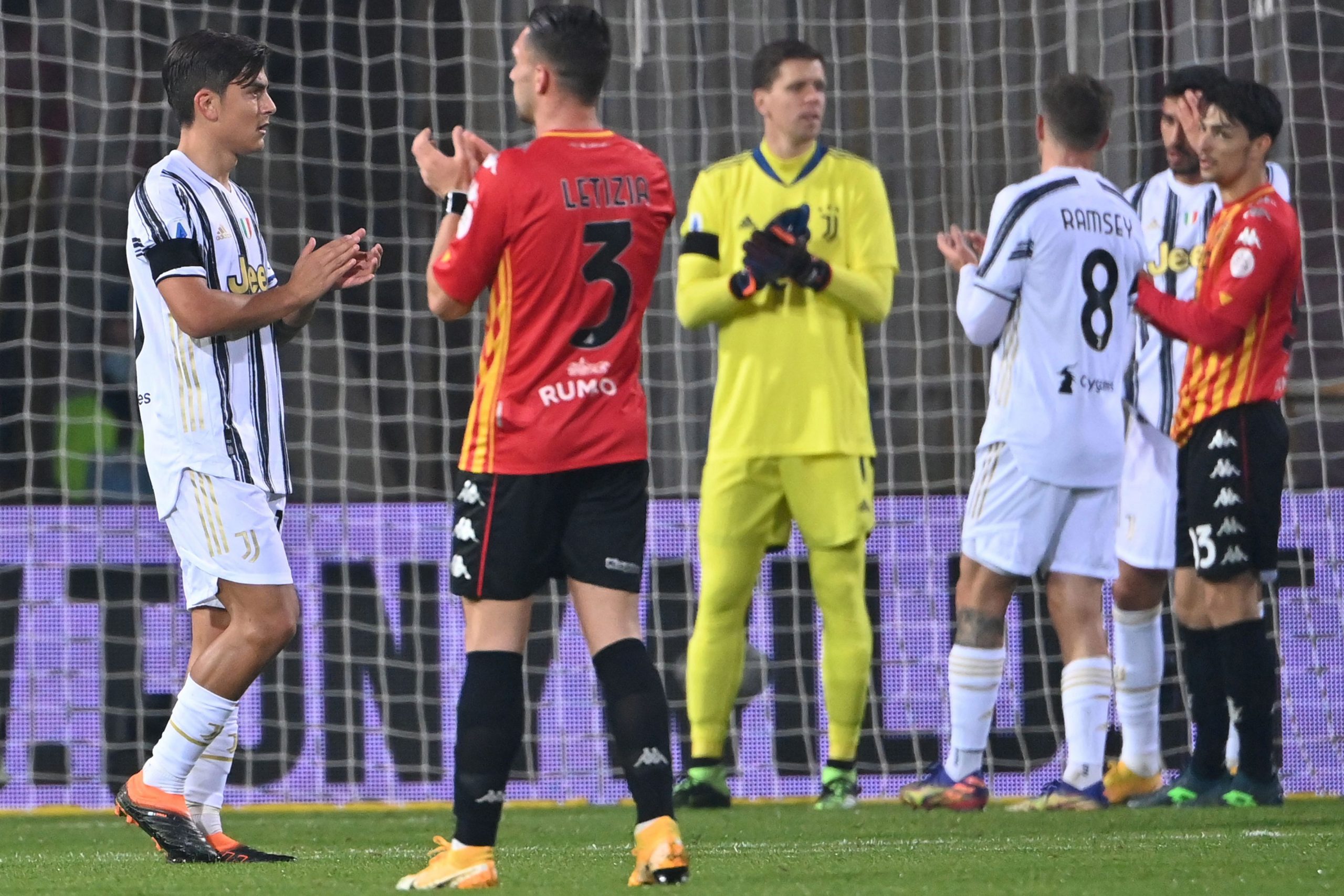 soi-keo-benevento-vs-milan-0h-ngay-4-1-2021-1