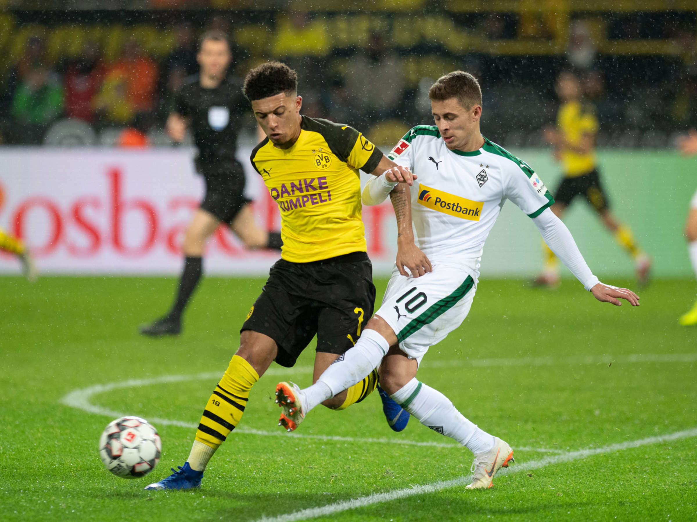 soi-keo-gladbach-vs-dortmund-2h45-ngay-3-3-2021-1