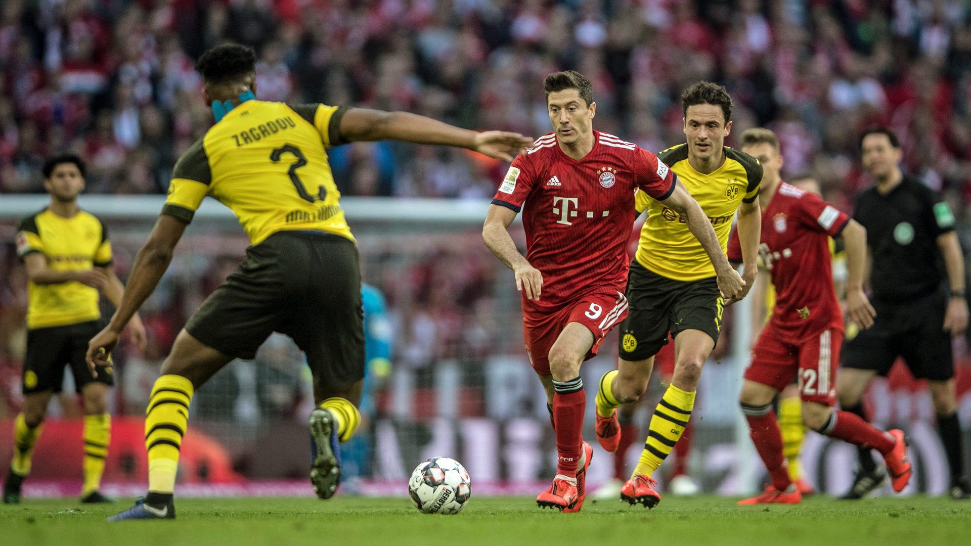 soi-keo-bayern-vs-dortmund-0h30-ngay-7-3-2021-1