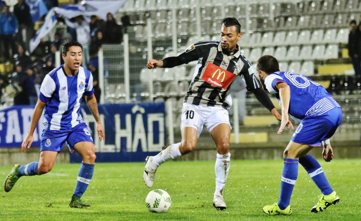 soi-keo-portimonense-vs-porto-1h-ngay-21-3-2021-1