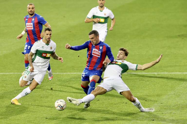 soi-keo-huesca-vs-elche-2h-ngay-10-4-2021-2