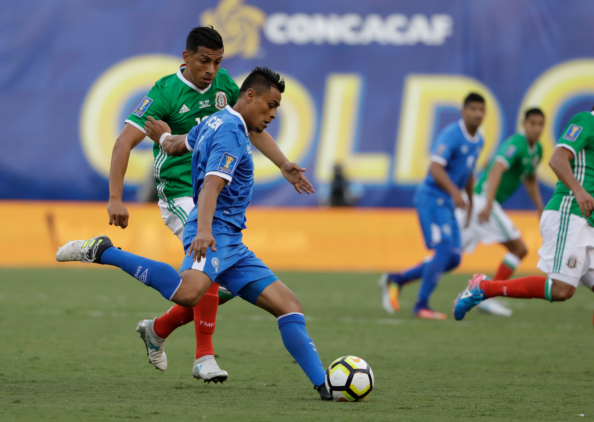 soi-keo-el-salvador-vs-mexico-9h05-ngay-14-10-2021-1