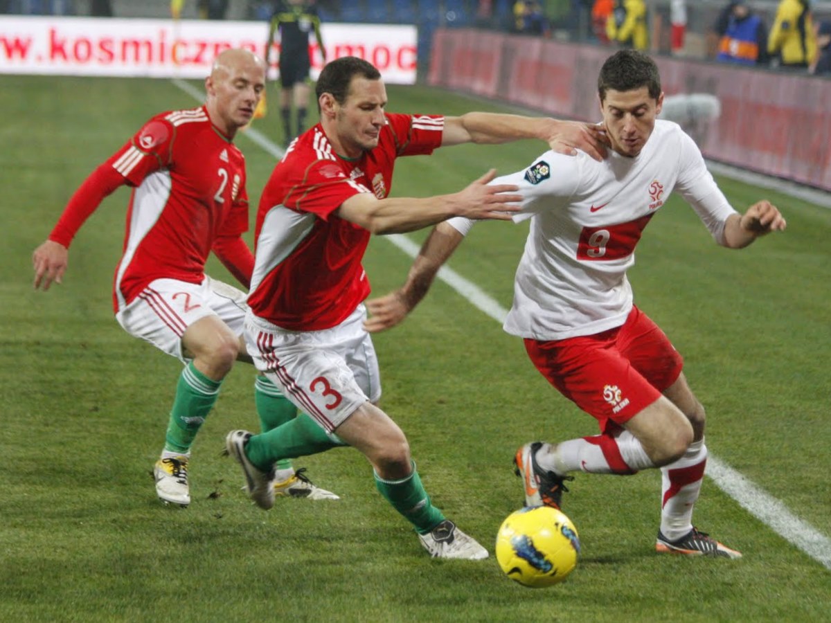 soi-keo-ba-lan-vs-hungary-2h45-ngay-16-11-2021-2