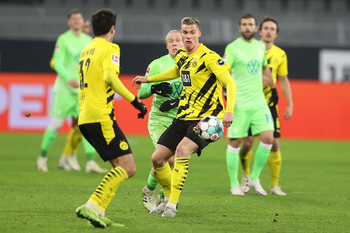 soi-keo-wolfsburg-vs-dortmund-21h30-ngay-27-11-2021-2