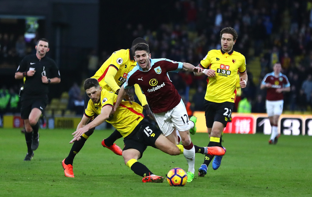 soi-keo-burnley-vs-watford-2h30-ngay-16-12-2021-2