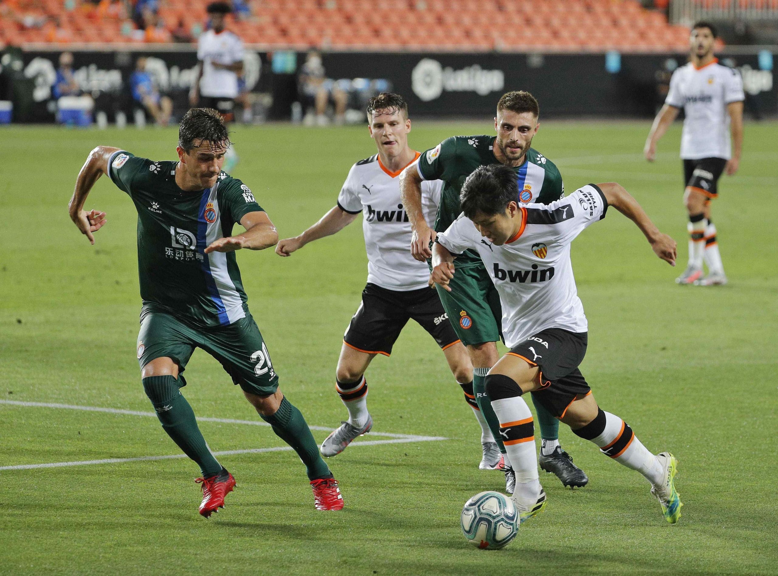 soi-keo-valencia-vs-espanyol-22h15-ngay-31-12-2021-1