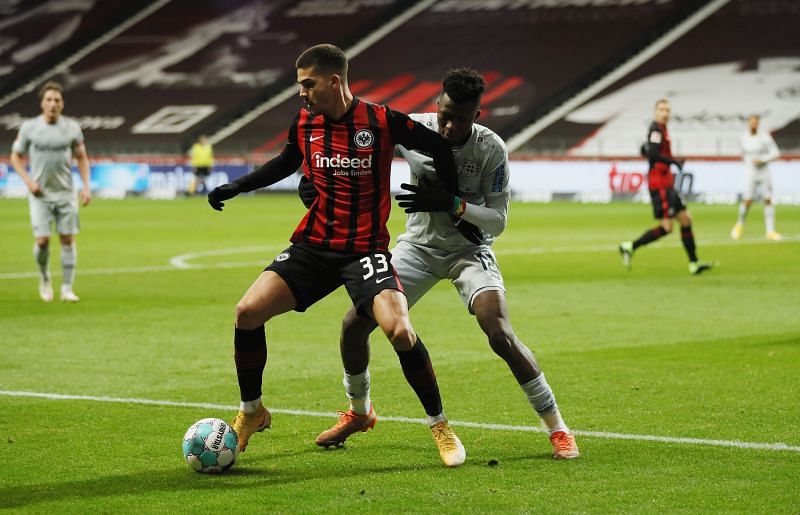 soi-keo-leverkusen-vs-frankfurt-1h30-ngay-3-5-2022-2