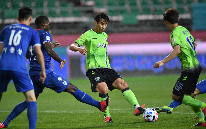 soi-keo-jeonbuk-vs-suwon-bluewings-17h-ngay-29-6-2022-2