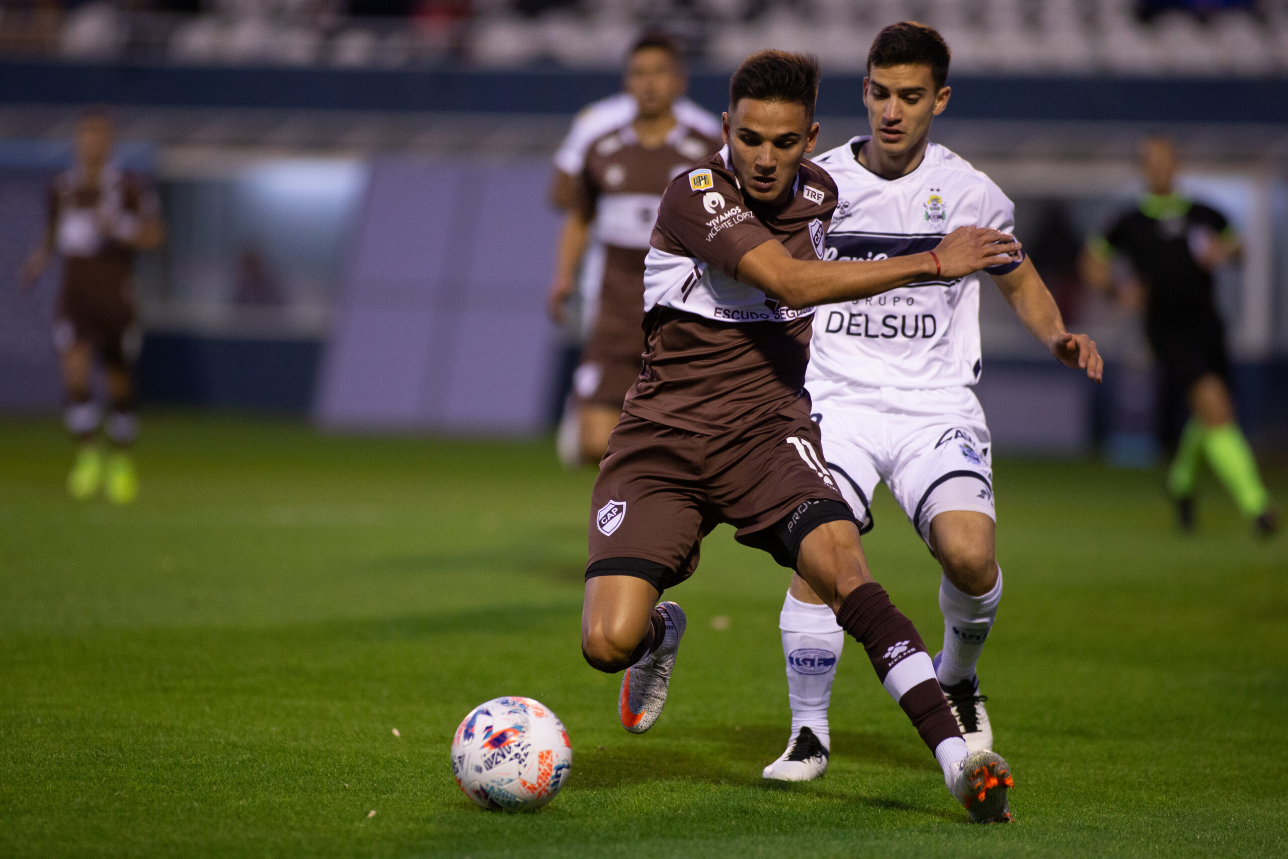 soi-keo-platense-vs-gimnasia-esgrima-7h30-ngay-17-6-2022-1