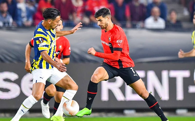 soi-keo-fenerbahce-vs-rennes-23h45-ngay-27-10-2022-1