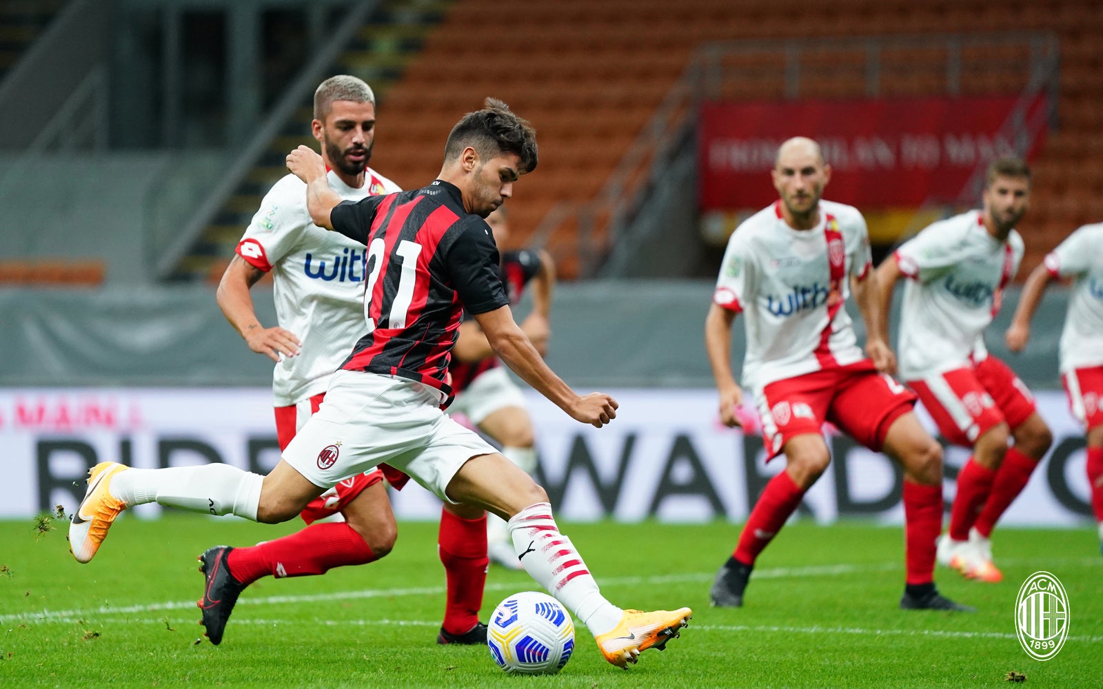 soi-keo-milan-vs-monza-23h-ngay-22-10-2022-2