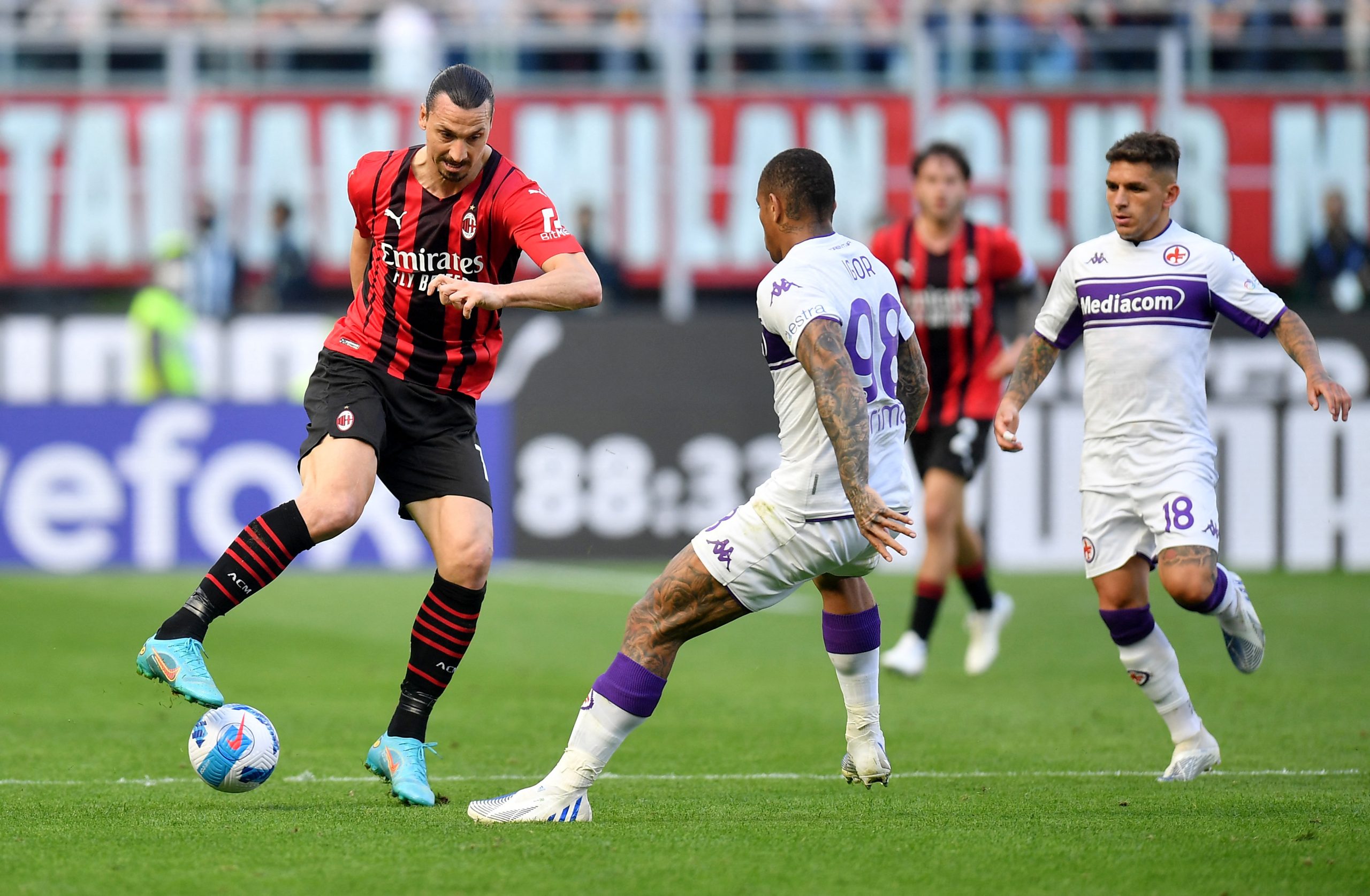 soi-keo-milan-vs-fiorentina-0h-ngay-14-11-2022-2