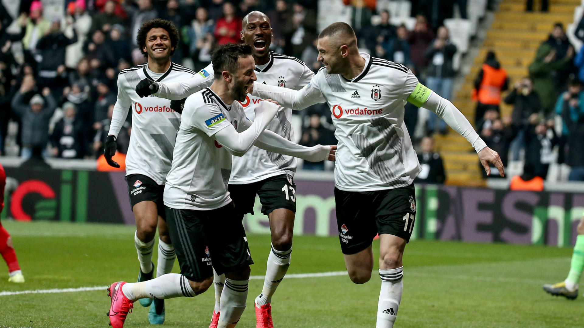 soi-keo-gaziantep-vs-besiktas-20h-ngay-25-12-2022-2