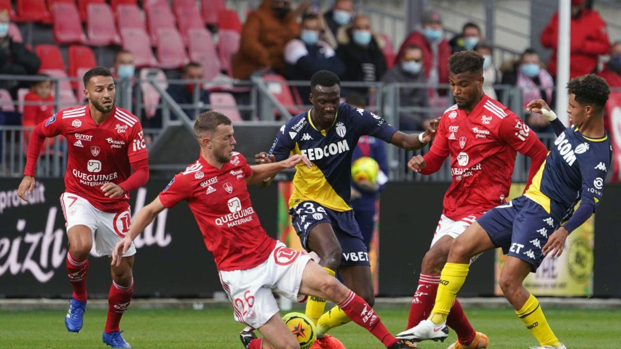 soi-keo-monaco-vs-brest-21h-ngay-1-1-2023-2