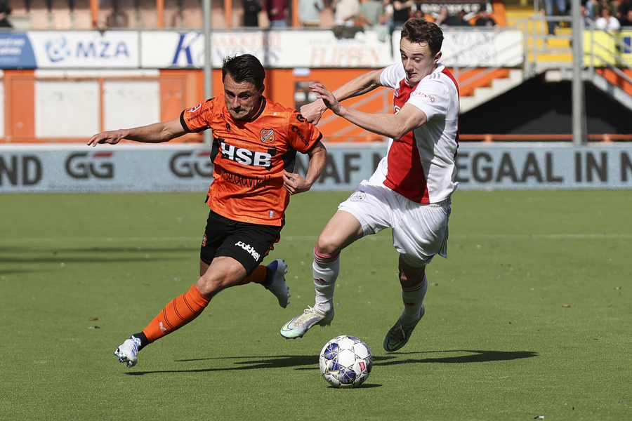 soi-keo-ajax-vs-volendam-3h-ngay-27-1-2023-2