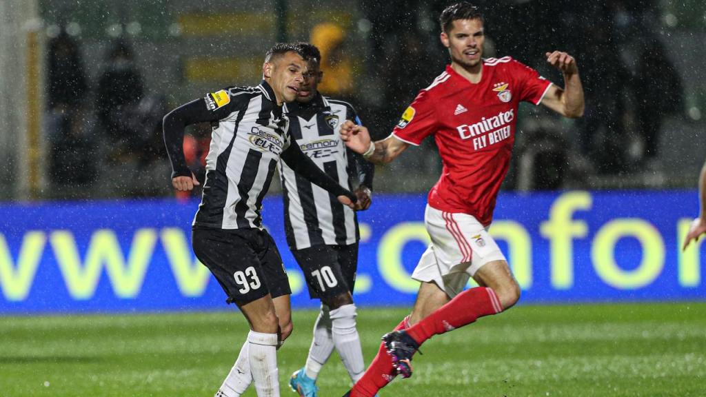 soi-keo-benfica-vs-portimonense-2h-ngay-7-1-2023-3