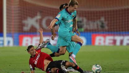 Soi kèo Mallorca vs Barcelona 2h, ngày 2/10/2022