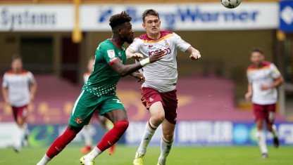 Soi kèo Bradford vs Carlisle 2h45, ngày 22/3/2023