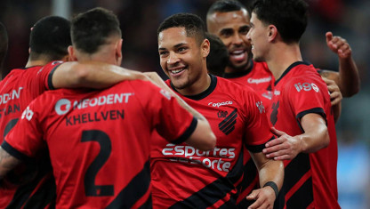 Soi kèo Athletico PR vs Internacional lúc 05h30 ngày 22/9/2023