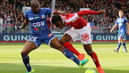 Soi kèo Brest vs Strasbourg, 02h30 ngày 08/12/2023